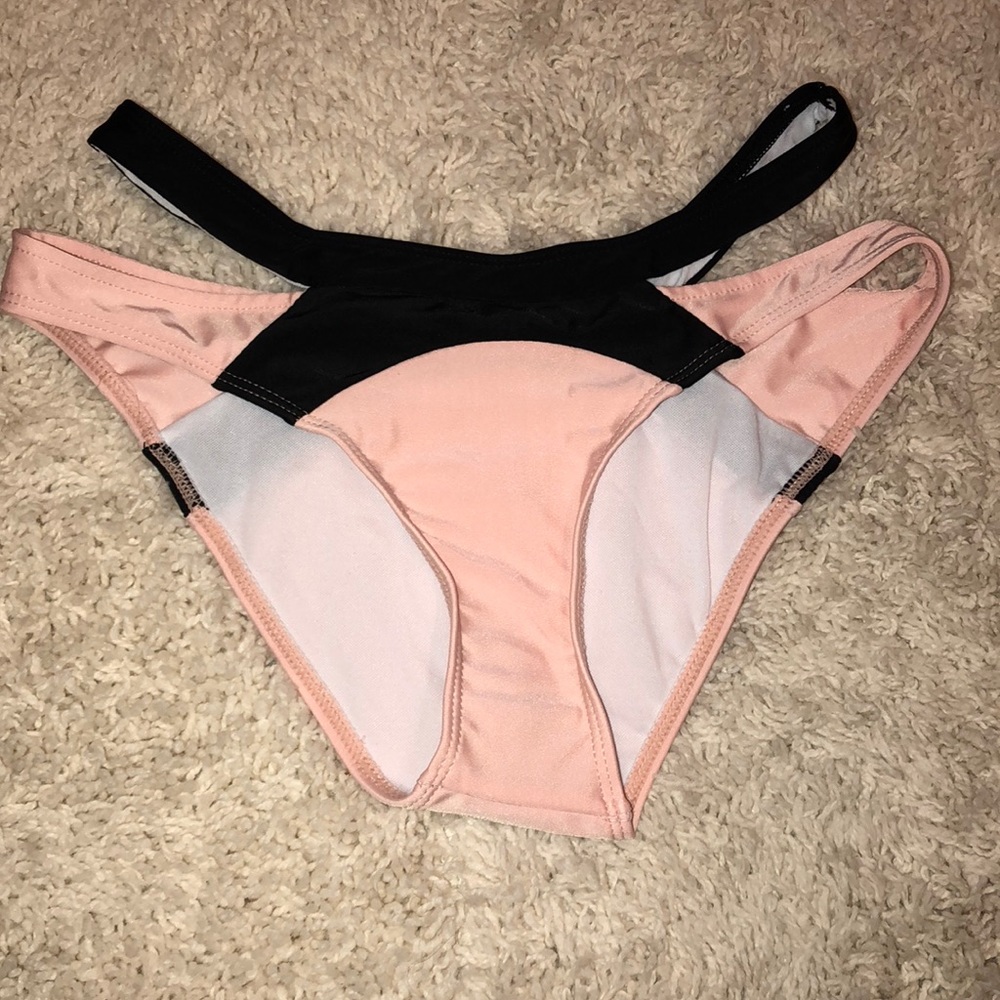 Swim suit bottoms